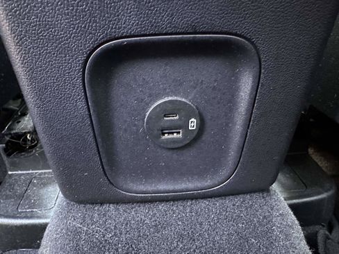 Used 2022 Ford Escape SE w/ SE Sport Appearance Package AWD/4WD image 15