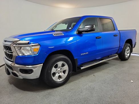 Used 2023 RAM 1500 Big Horn AWD/4WD image 4