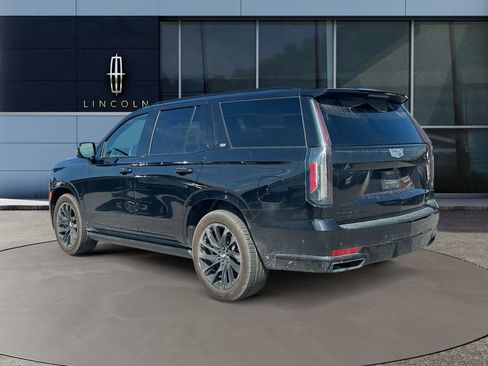 Used 2021 Cadillac Escalade Sport Platinum w/ LPO, ONYX Package AWD/4WD image 3