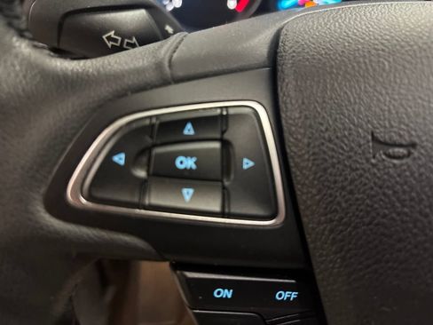 Used 2019 Ford Escape SEL AWD/4WD image 20