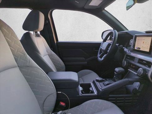 Certified 2025 Toyota Tacoma SR5 image 19