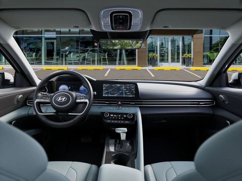 New 2025 Hyundai Elantra Limited image 11