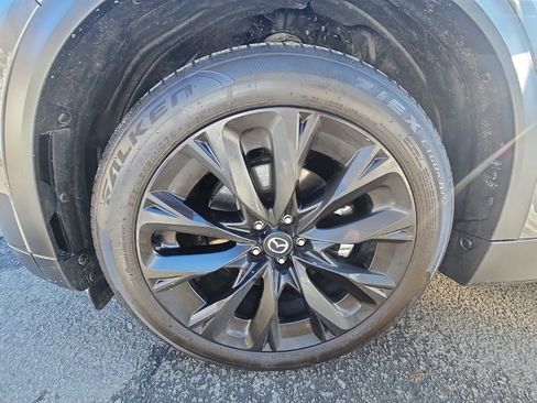 Certified 2025 MAZDA CX-90 3.3 Turbo w/ Premium Sport Pkg image 18