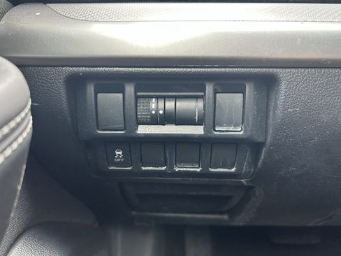 Used 2017 Subaru Outback 2.5i Premium image 18