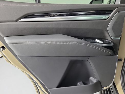 New 2026 Cadillac Escalade Sport w/ Touring Package AWD/4WD image 13