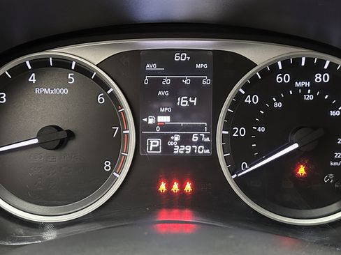 Used 2025 Nissan Versa S image 13