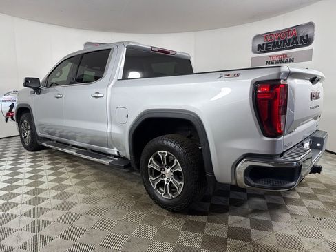 Used 2019 GMC Sierra 1500 SLE w/ SLE Value Package image 5
