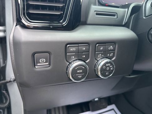 New 2026 GMC Sierra 1500 AT4 image 20