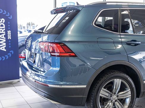 Used 2020 Volkswagen Tiguan SEL image 12