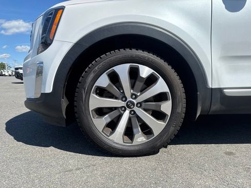 Used 2020 Kia Telluride S w/ S 8 Passenger Seating Package FWD image 11