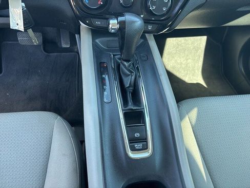 Certified 2022 Honda HR-V LX image 19