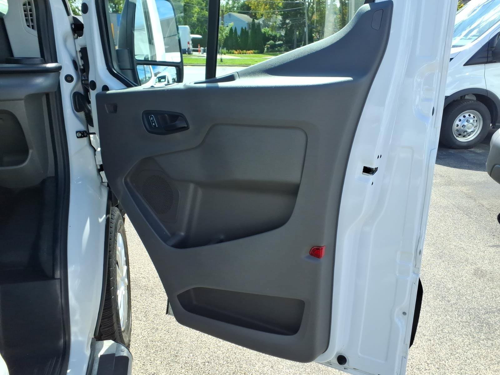 Certified 2025 Ford Transit 250 Low Roof w/ Exterior Upgrade Package RWD image 23