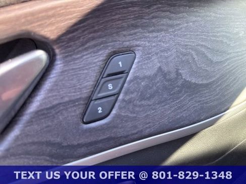 Used 2023 Jeep Grand Cherokee Limited image 23