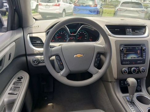 Used 2016 Chevrolet Traverse LS FWD image 25