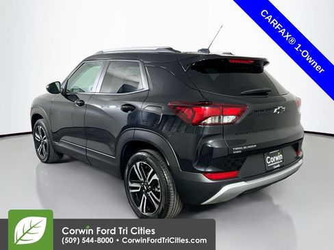 Used 2023 Chevrolet TrailBlazer LT w/ Convenience Package AWD/4WD image 11