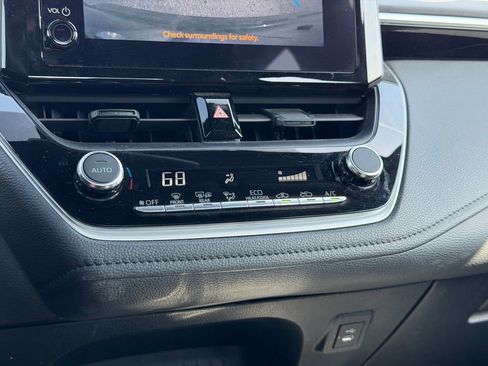 Used 2023 Toyota Corolla SE image 24