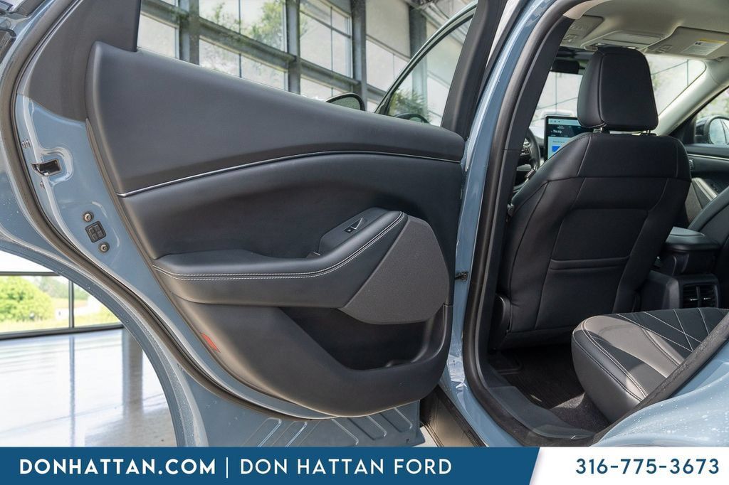 Used 2023 Ford Mustang Mach-E Select RWD image 11