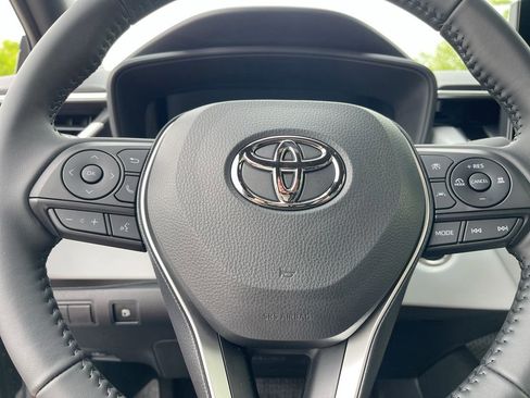 Used 2026 Toyota Corolla SE FWD image 7