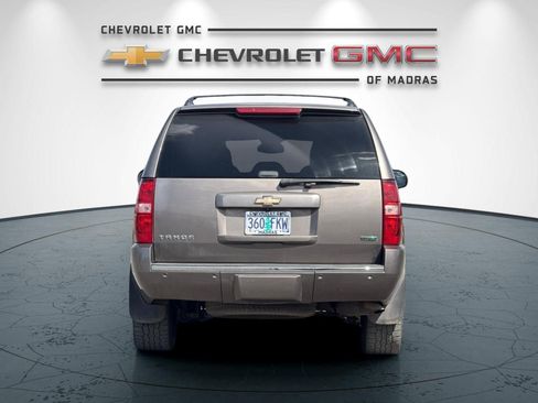 Used 2011 Chevrolet Tahoe LTZ AWD/4WD image 4