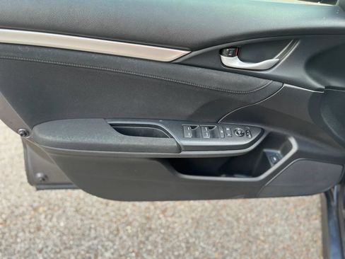 Used 2016 Honda Civic EX-T image 9