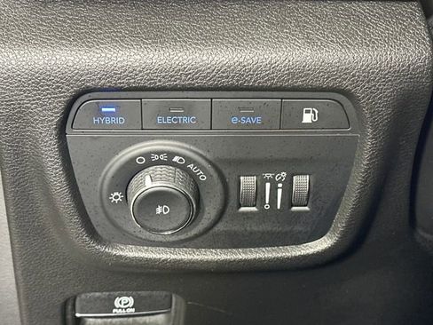 Used 2022 Jeep Grand Cherokee Trailhawk image 19