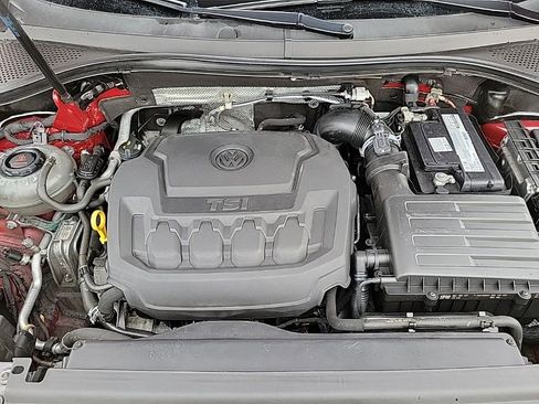 Used 2019 Volkswagen Tiguan SEL R-Line image 37