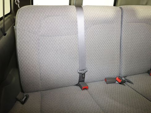 Used 2024 Chevrolet Express 3500 LT w/ LT Preferred Equipment Group RWD image 13