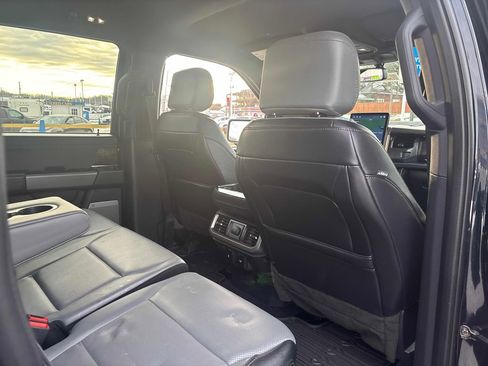 Used 2023 Ford F150 Lightning Lariat image 29