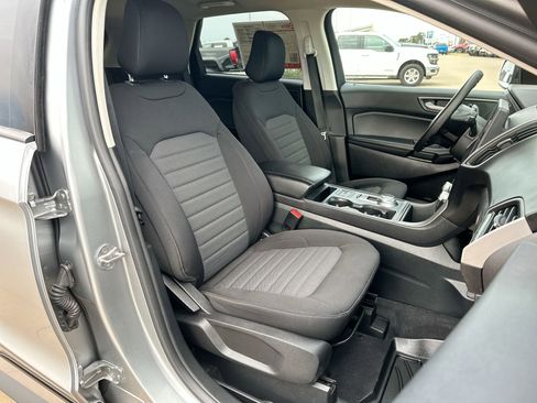Used 2024 Ford Edge SE w/ Black Appearance Package AWD/4WD image 19