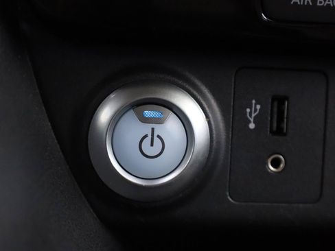 Used 2018 Nissan Leaf SL w/ SL Technology Package FWD image 33