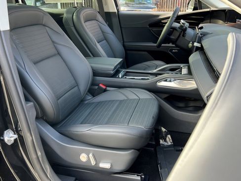 New 2026 Lincoln Nautilus Reserve w/ Jet Appearance Package image 8