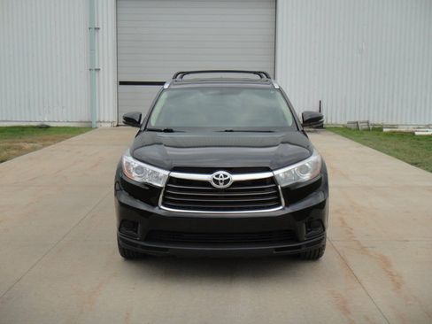Used 2016 Toyota Highlander Limited FWD image 8