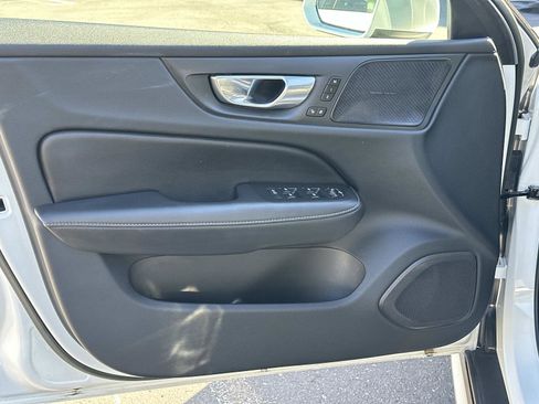 Certified 2023 Volvo V60 B5 Cross Country Ultimate w/ Climate Package image 15