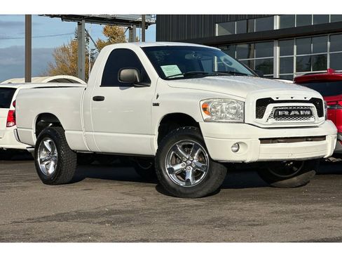 Used 2008 Dodge Ram 1500 Truck SLT w/ Sport Appearance Group image 2