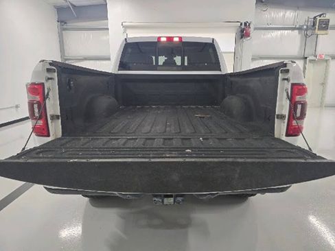 Used 2023 RAM 2500 Laramie AWD/4WD image 9