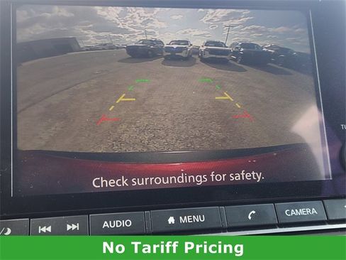 Used 2023 Nissan Rogue S image 16