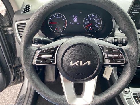 Certified 2023 Kia Seltos LX AWD/4WD image 11