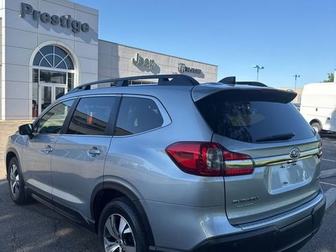 Used 2019 Subaru Ascent Premium AWD/4WD image 2