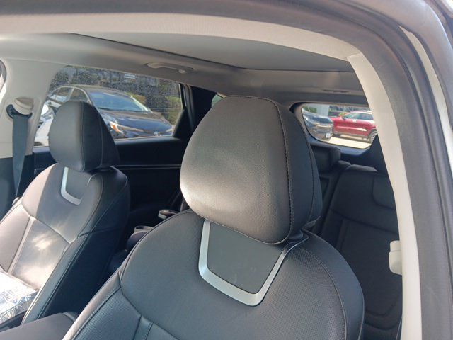 Certified 2024 Hyundai Tucson Limited FWD image 8