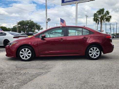 Used 2024 Toyota Corolla LE FWD image 5