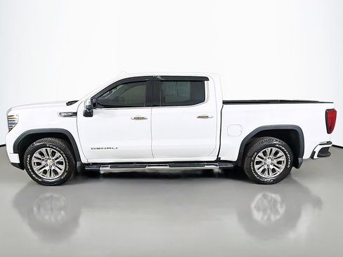 Used 2022 GMC Sierra 1500 Denali AWD/4WD image 18