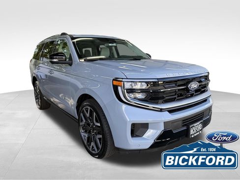 New 2027 Ford Expedition Platinum w/ Platinum Ultimate Package AWD/4WD image 3