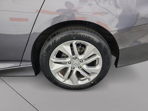 Used 2019 Honda Accord LX image 14