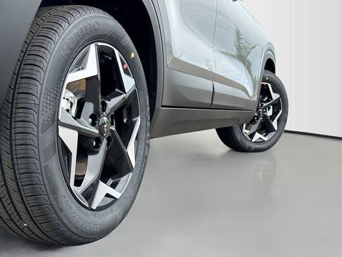 New 2026 Kia Seltos S AWD/4WD image 14