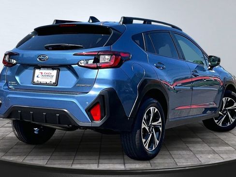 Used 2024 Subaru Crosstrek 2.0i Premium AWD/4WD image 5