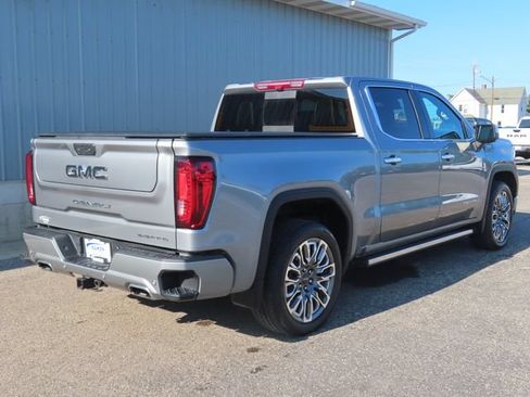 Used 2024 GMC Sierra 1500 Denali Ultimate AWD/4WD image 3