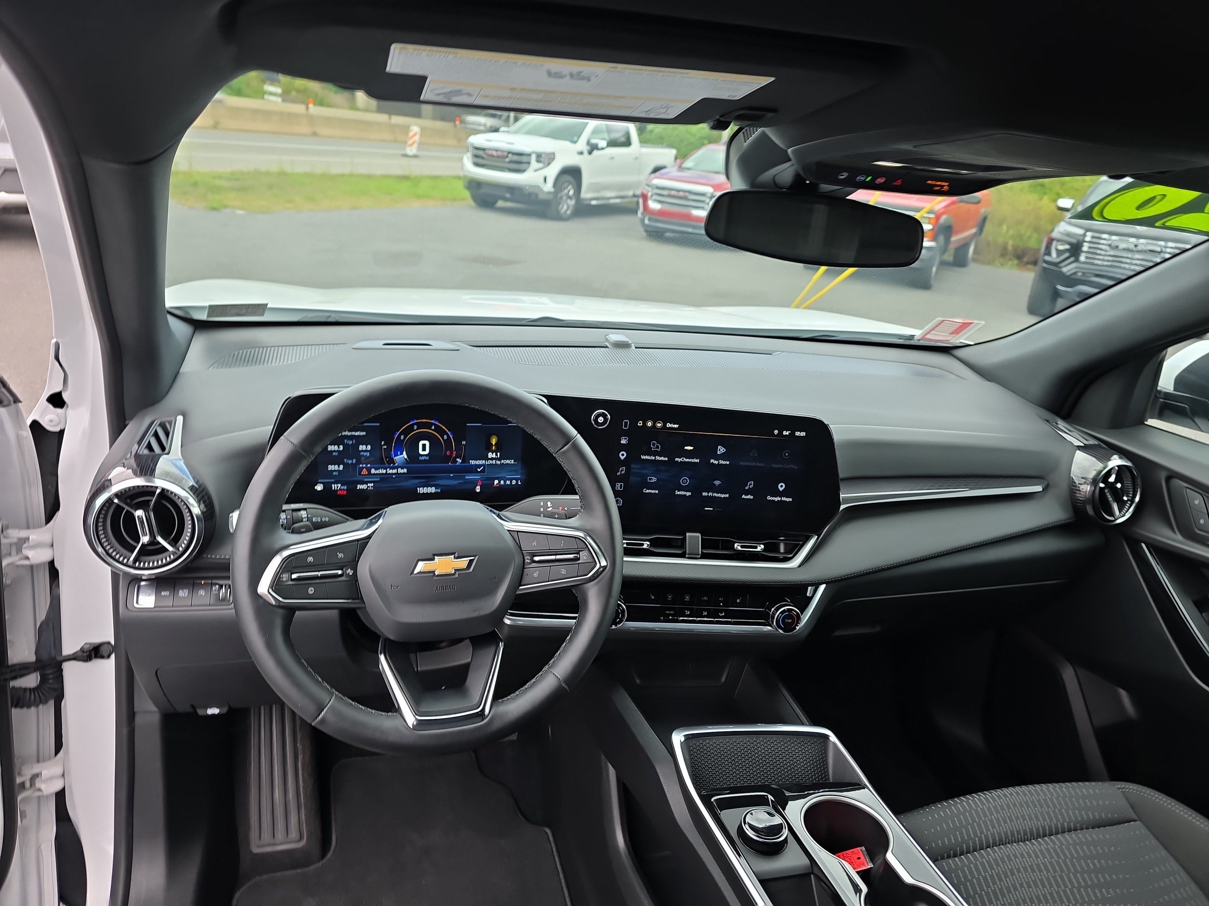 Used 2026 Chevrolet Equinox LT AWD/4WD image 15