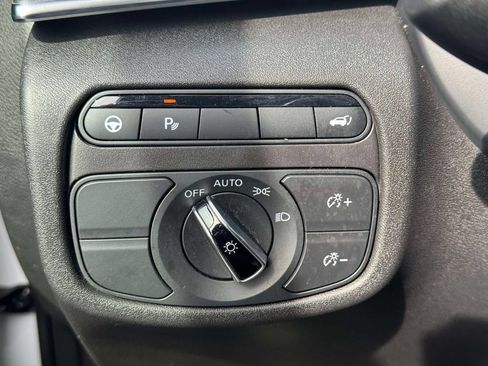 Used 2025 INFINITI QX50 Pure AWD/4WD image 19