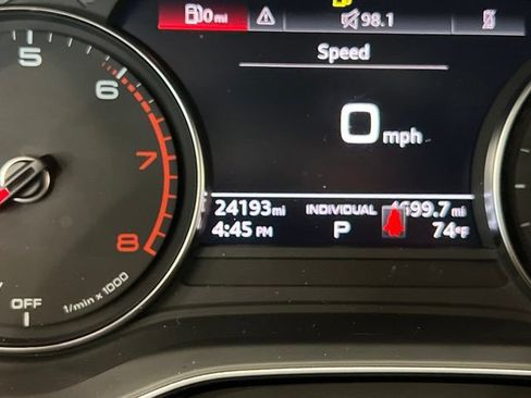 Used 2023 Audi Q5 Premium w/ Convenience Package AWD/4WD image 30
