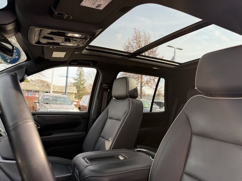 Certified 2023 GMC Yukon SLT w/ SLT Premium Package image 15